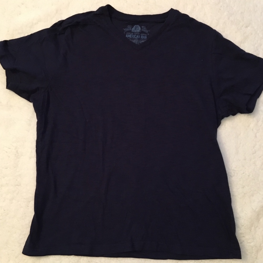 MEN’S NAVY BLUE VNECK COTTON T-SHIRT